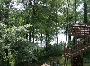 1904 S Bay Pointe Dr, Bloomington, IN 47401