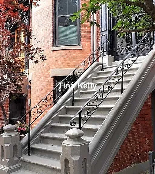 W Newton St — Photo 13
