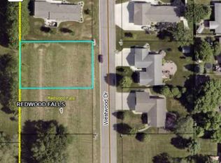 306 Westwood Dr, Redwood Falls, MN 56283