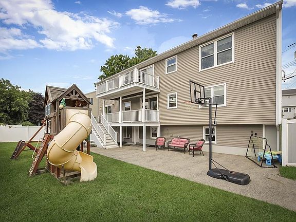3rd image of 6 Sheffield Dr