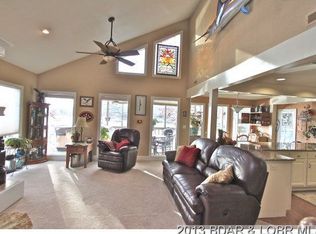 623 Castle Garden Rd, Sunrise Beach, MO 65079