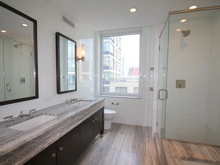 80 Riverside Blvd #8P — Photo 6