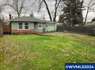 545 21st St SE, Salem, OR 97301