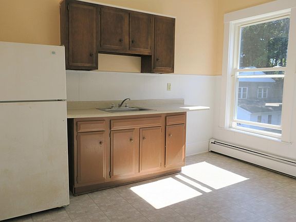 Kitchen other view