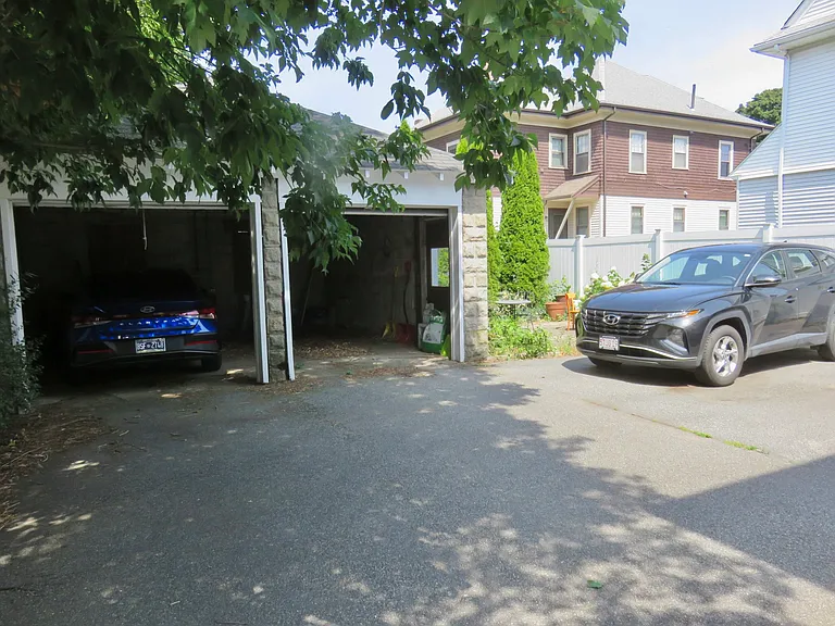37-39 Parmenter Rd — Photo 25