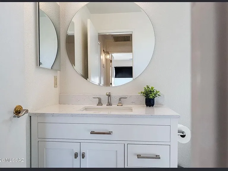 2417 N Palo Hacha Dr — Photo 25