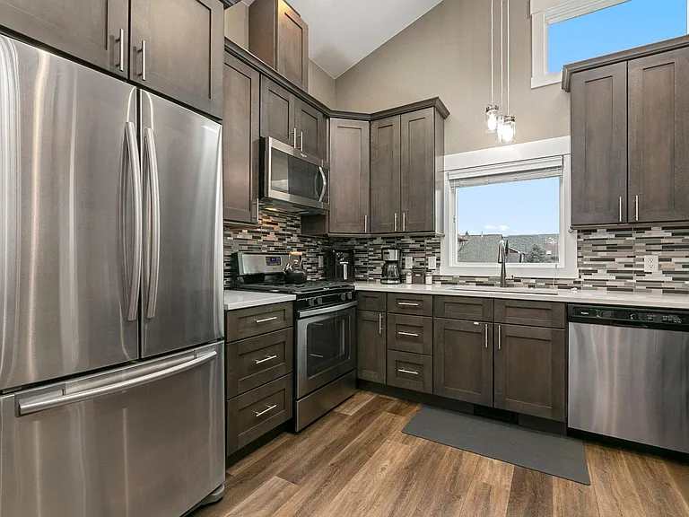 415 Mason Ct #6 — Photo 10