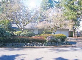 1492 Willagillespie Rd, Eugene, OR 97401