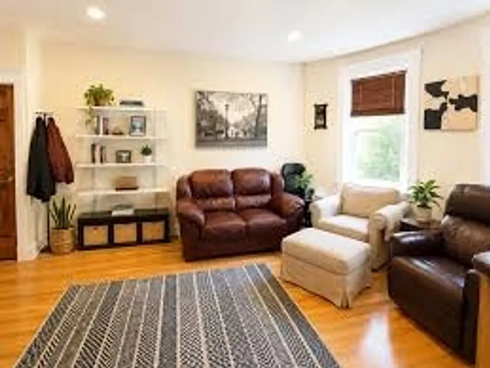 43 Orkney Rd #D3