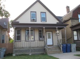 2218 S 6th St, Milwaukee, WI 53215