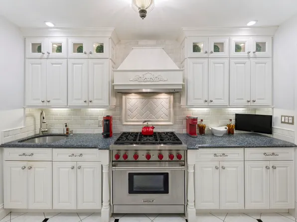 66 East 83rd Street image 1 of 11