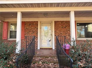 2169 Armada Dr E, Chesapeake, VA 23321