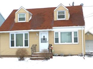 228 Moonachie Rd, Moonachie, NJ 07074