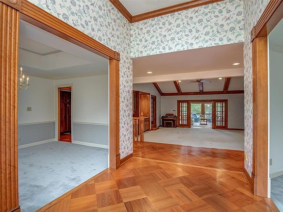 5th image of 11033 Chateau Chura Dr
