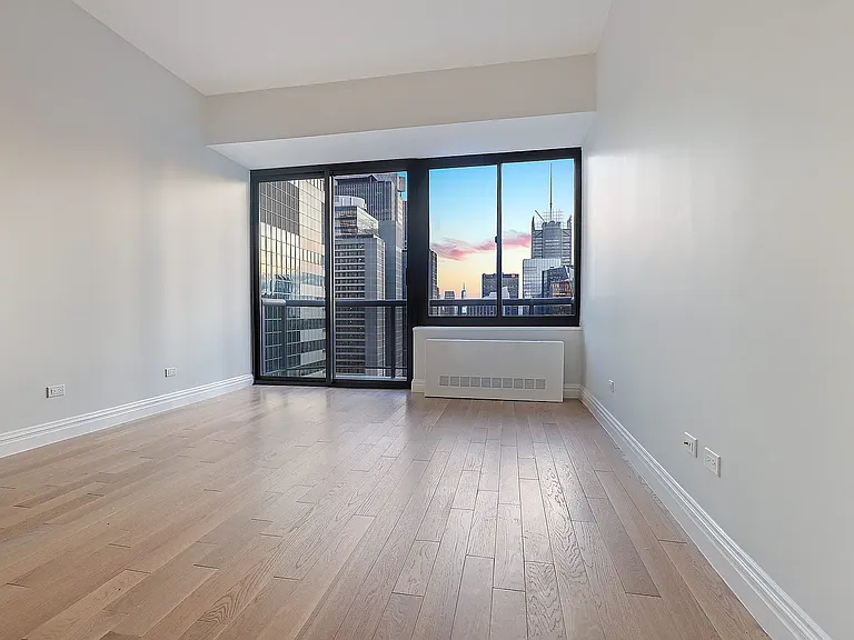 235 W 48th St #12K — Photo 5