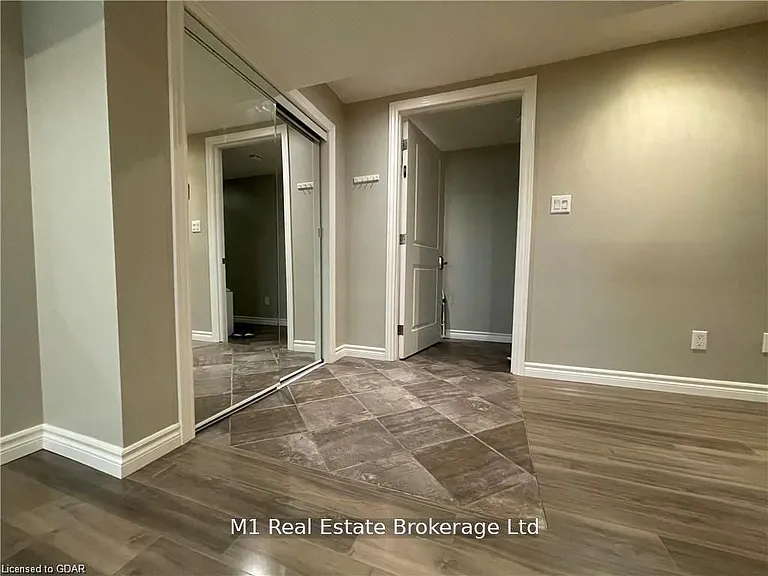 25 Promenade Rd #LOWER — Photo 2