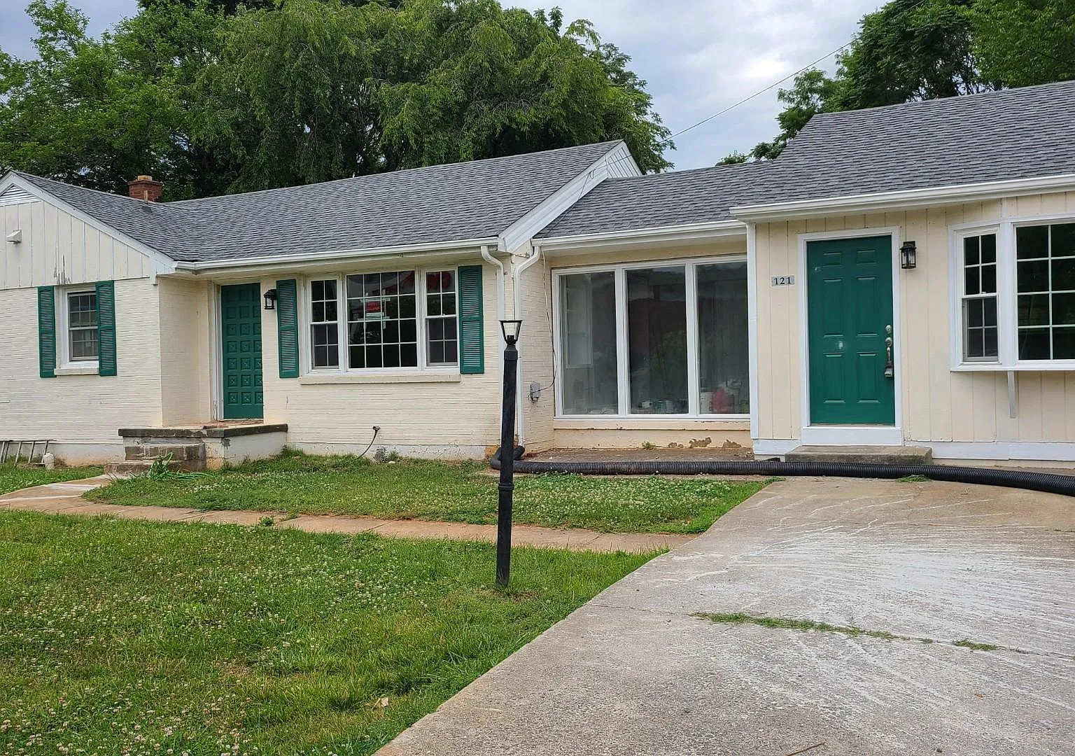 4 bed, 2300 sqft, $1,995 — Photo 1