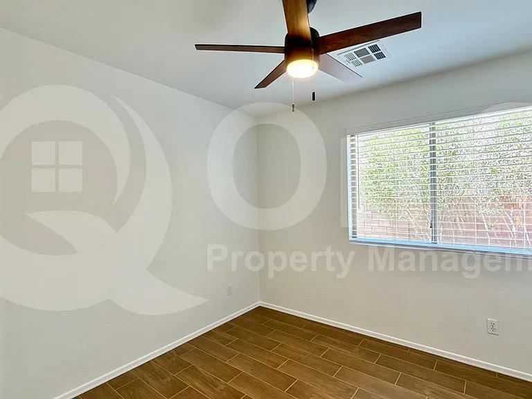 17241 W Apache St — Photo 10