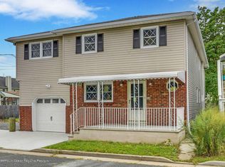 318 Bayview Ave, Union Beach, NJ 07735