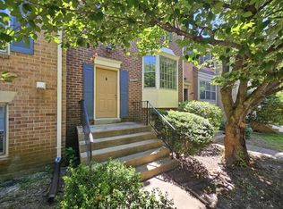 4711 Gainsborough Dr, Fairfax, VA 22032
