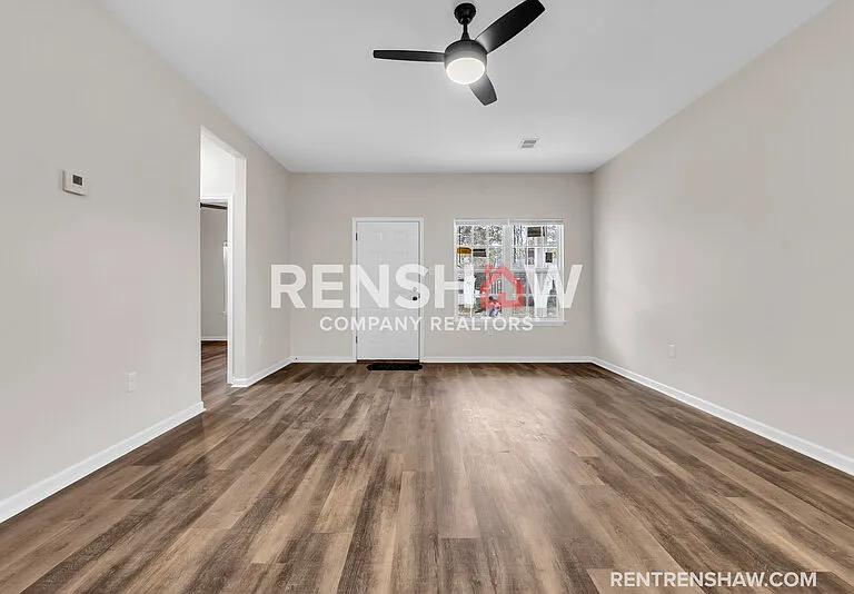 788 N Hollywood St — Photo 18
