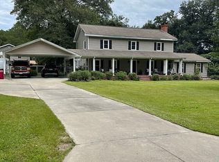 175 Rhett Butler Dr, Baxley, GA 31513