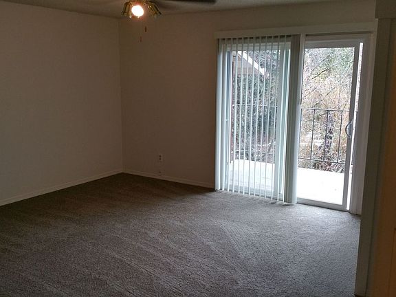4th image of 3905 E Fourth Plain Blvd APT 7A