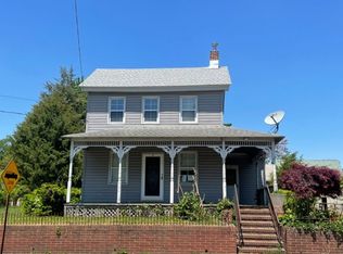 38 W Main St, Alloway, NJ 08001