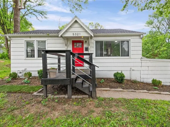 5321 Roswell Ave, Kansas City, KS 66104