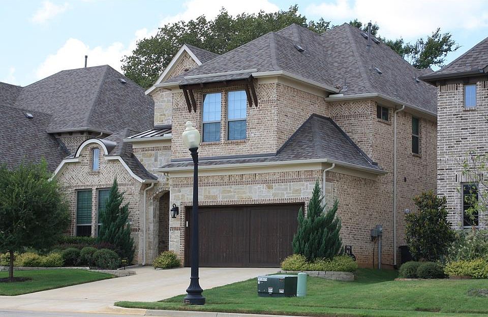 1st image of 4382 Eastwoods Dr