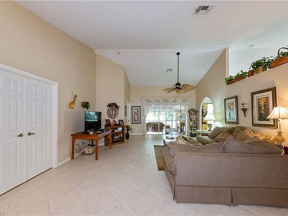 5th image of 7091 Lone Oak Blvd