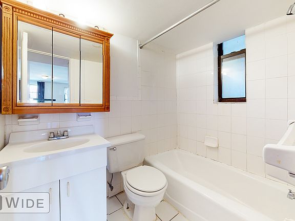 3rd image of 150 2nd Ave APT 1CF