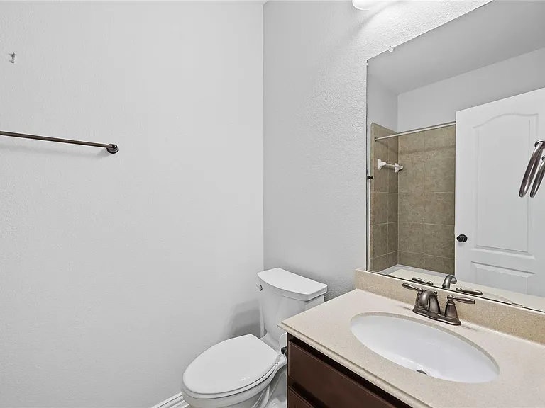 601 Dunlavy Ln — Photo 14
