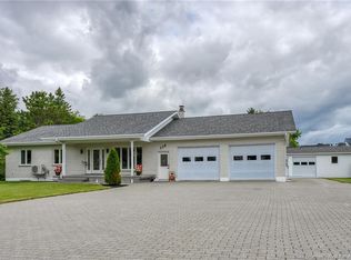 330 Guay St, Grand Falls, NB E3Y1E4