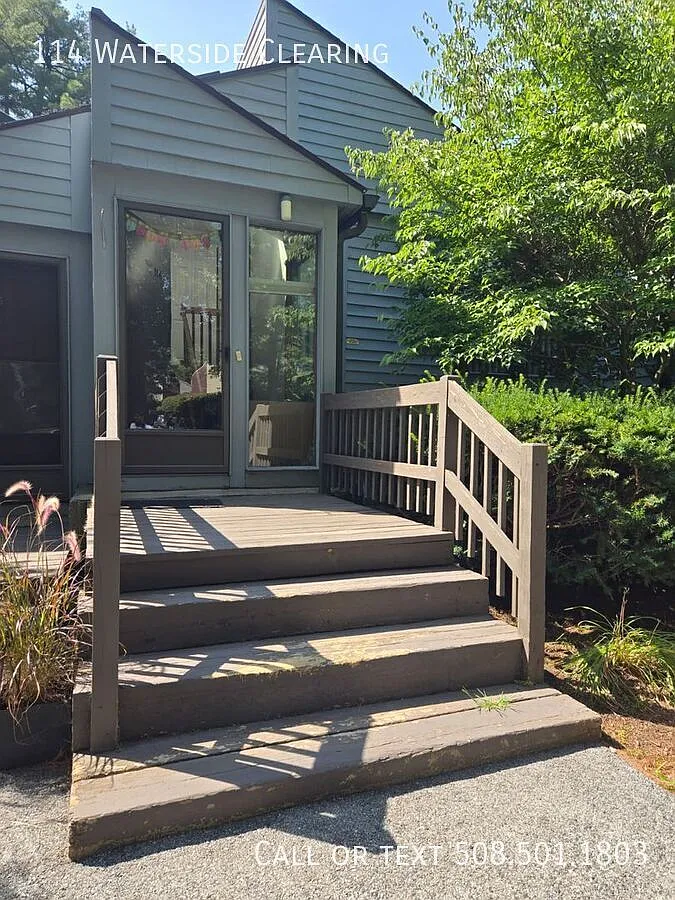 Spacious 2-Bedroom Townhouse with Vaulted Ceilings & Natural Light Available Now — Photo 1