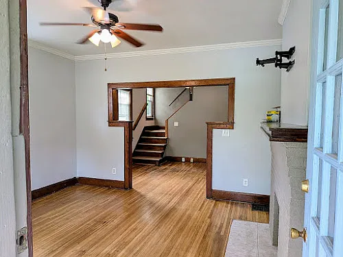 213-215 Dana Ave — Photo 7
