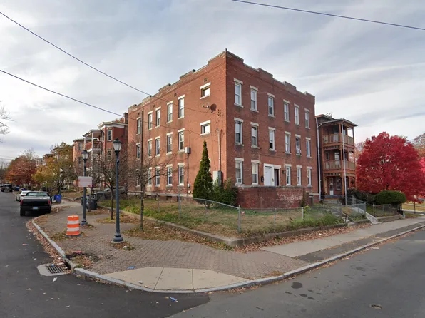 143 Putnam Street - 3 S