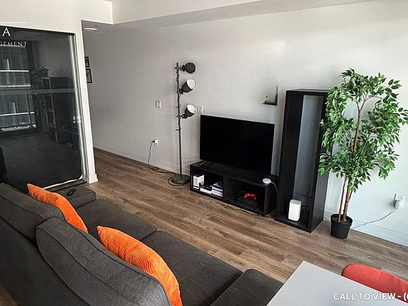 3rd image of 1 Jarvis St #1118