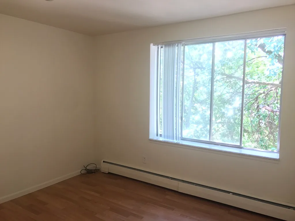 2 bed, $2,000 — Photo 2