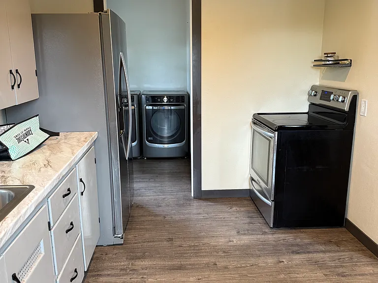 101 Talcott St — Photo 5