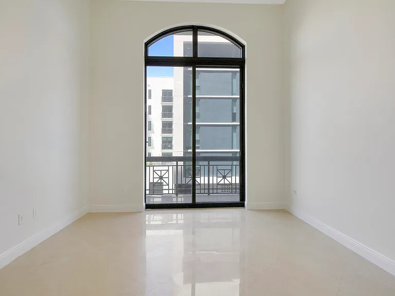 701 S Olive Ave #316 — Photo 22