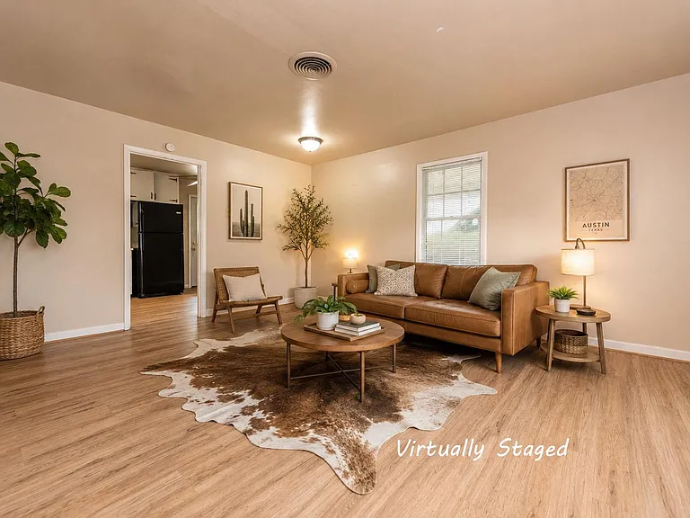 7602 Delafield Ln — Photo 4