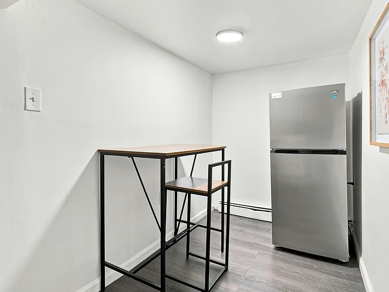 195 Sylvan Ave #1B — Photo 7