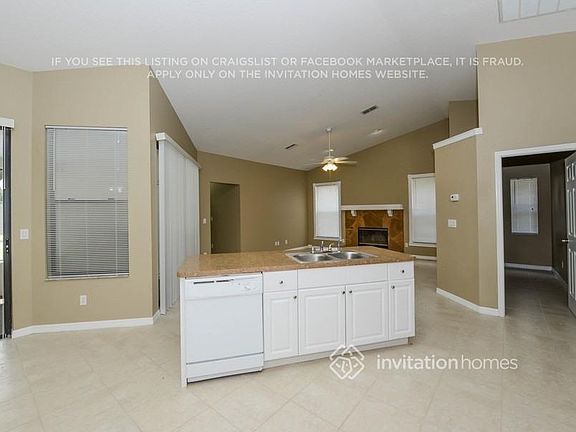 4th image of 8546 Thrasher Ct