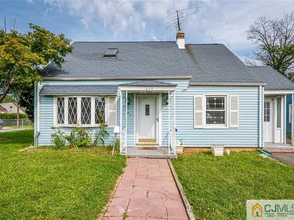 237 Loring Ave, Edison, NJ 08817