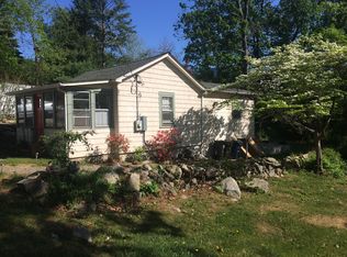 21 Garrison Rd, Highland Falls, NY 10928