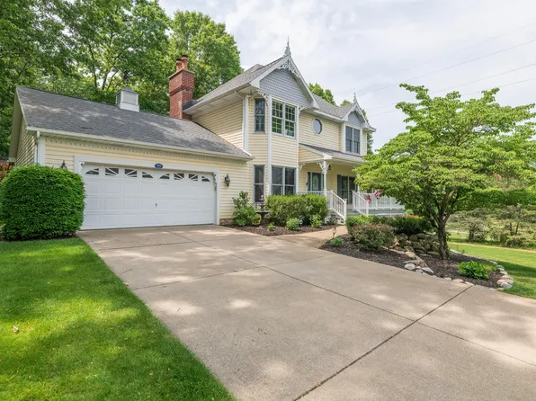 7942 S 12th St, Kalamazoo, MI 49009