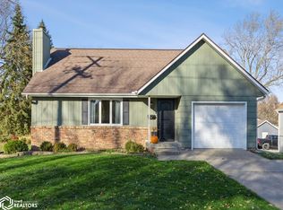 1005 W Madison St, Knoxville, IA 50138