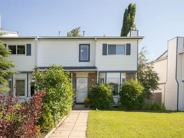 47 N Ellenwood Dr, Red Deer, AB T4R 2E1
