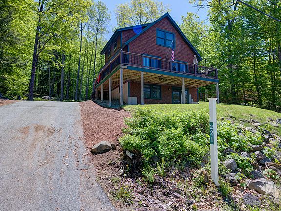 4th image of 221 Norway Road